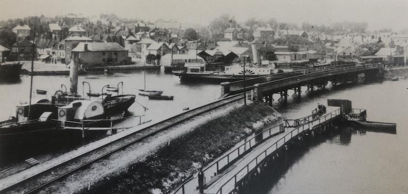Lymington Paddle steamers Solent (left) and Mayflower (right)