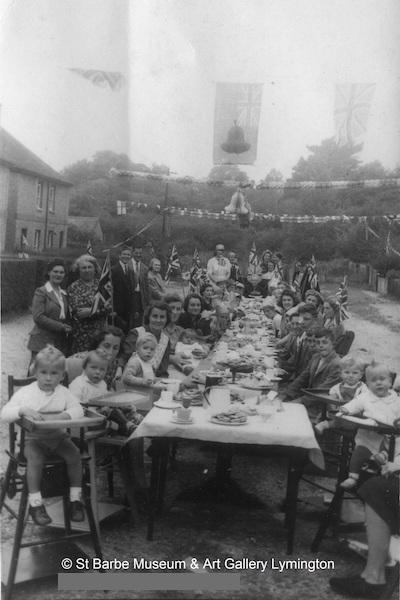 VE Day Lymington MayAvenue 400x600