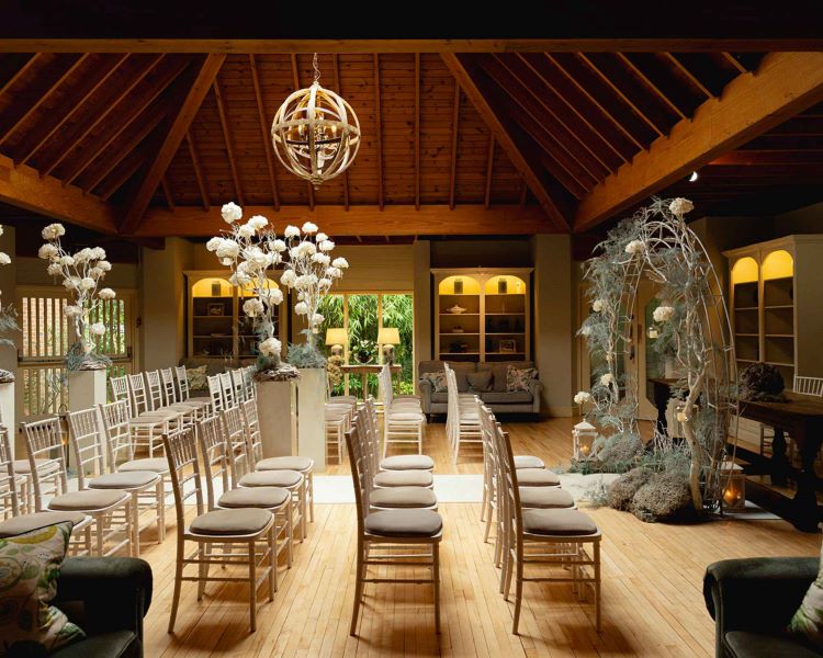 Winter Wedding at Careys Manor 