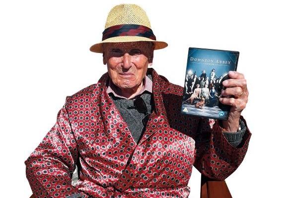 Happy and relaxed in New Forest Colten Care home 