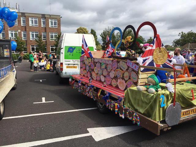 Little Wrens - overall winners at the Lymington Carnival 2016