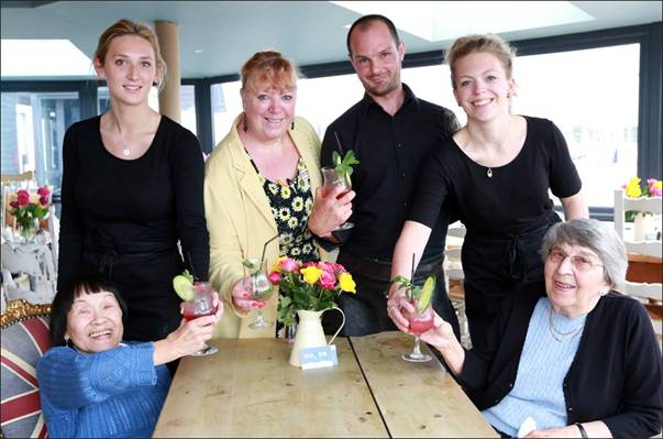 Residents from Belmore Lodge in Lymington took a master class in cocktail making before holding their very own 'beach' party.