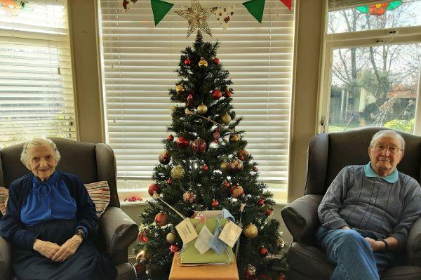 Gifts of love from New Forest church to care home 