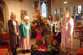 Flower Festival Lymington St thomas Church August 2014 3