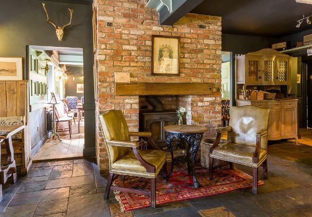 The Foresters Arms Frogham offers a warm welcome and good ales and food in the New Forest