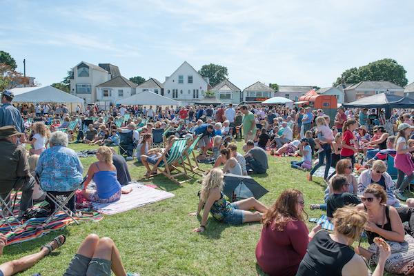Lymington Seafood Festival sunshine 