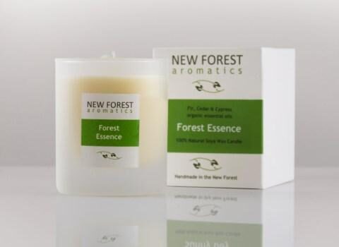new forest aromatics Candle Forest Essence web