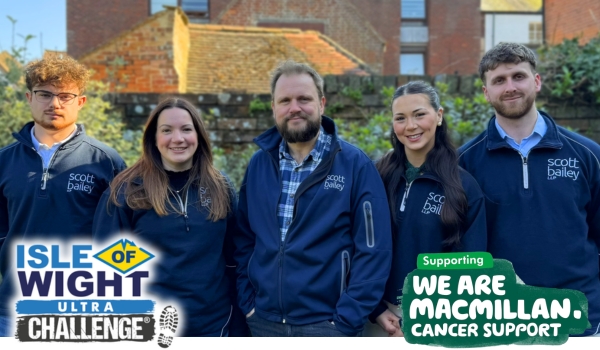 The Scott Bailey Isle of Wight Ultra Challenge Team