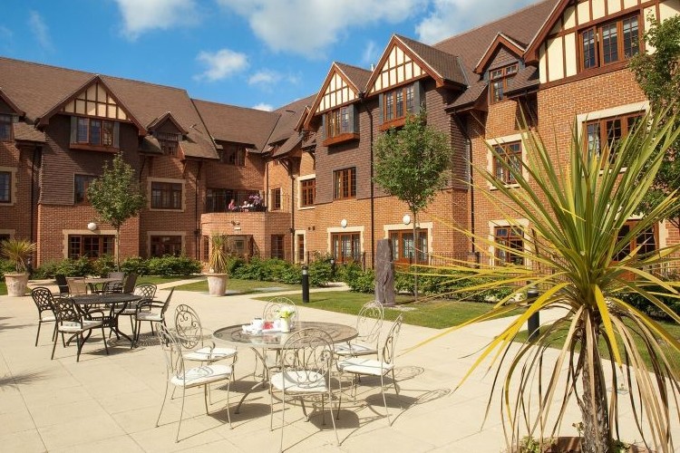 Remembering D-Day at New Forest care home Sway Place 