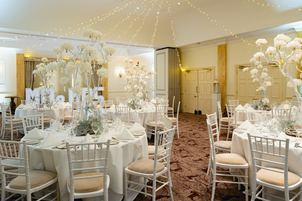 Careys Manor Hotel & SenSpa Winter Wedding