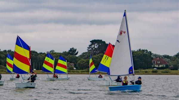RYA Youth Learn to Sail Course - Stage 2 Build Confidence